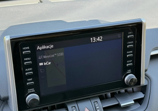 Toyota RAV4 cena 124999 przebieg: 79900, rok produkcji 2019 z Kobylin małe 781